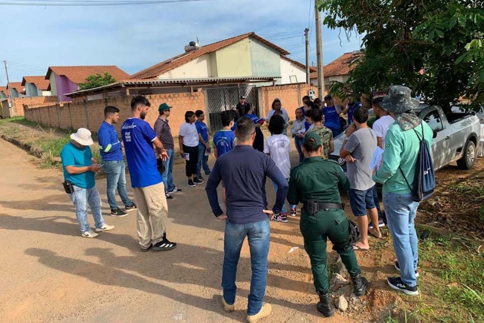 Moradores dos bairros Zona Sul e Felicidade recebem orientação sobre o uso correto do esgoto sanitário