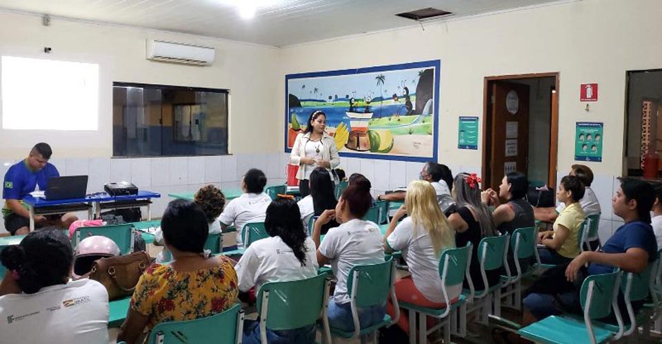 Participantes do Curso Microempreendedor Individual recebem palestras contra a violência doméstica