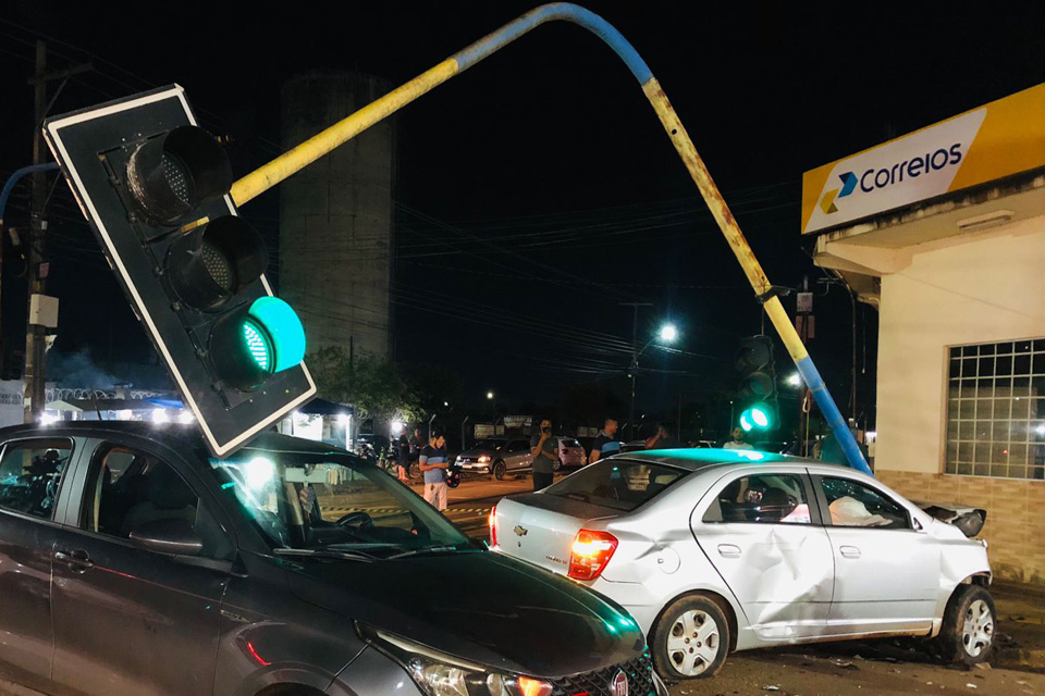 Motorista causa grave acidente na zona leste de Porto Velho