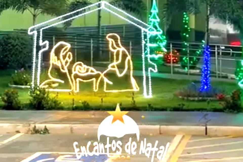 Prefeitura de Espigão do Oeste a terceira noite dos Encantos de Natal