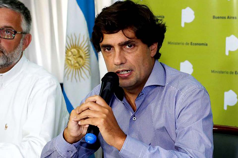 Novo ministro da Fazenda da argentino assume com desafios e incertezas