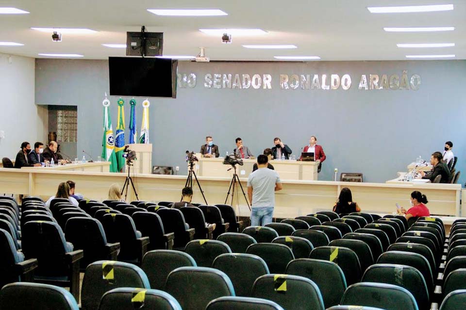 Câmara aprova projeto de lei que dá incentivos fiscais às indústrias e agroindústrias que se instalarem 