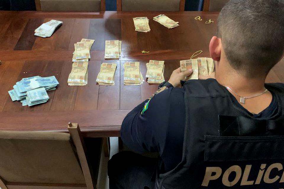 PF desarticula organização especializada em contrabando de cigarros