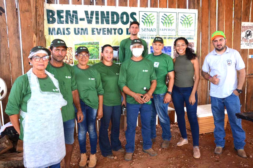 Secretaria de Agricultura promove curso para produção de defumados e embutidos