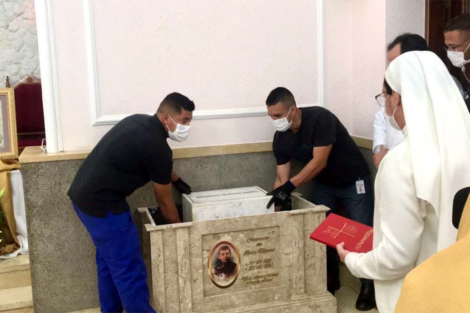 Restos mortais de Antoninho da Rocha já estão em São José dos Campos