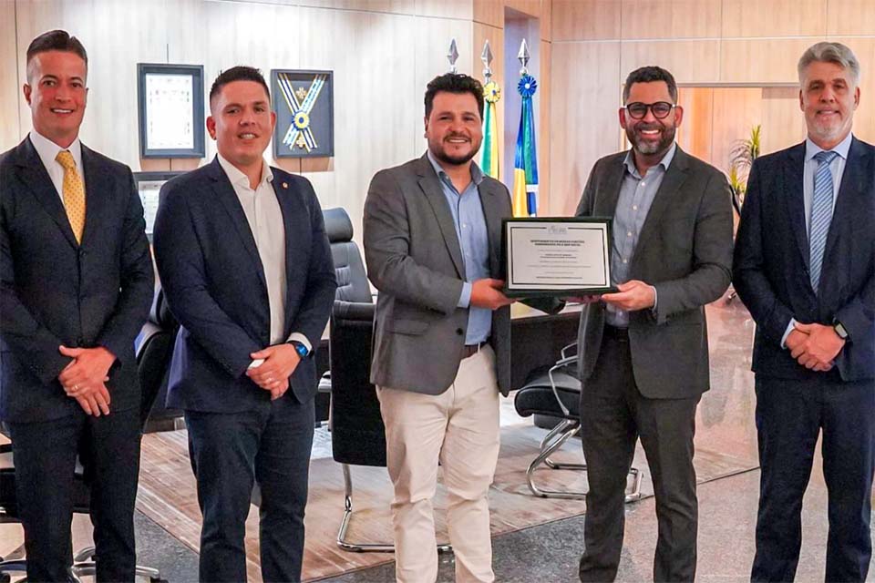 Presidente da Assembleia Marcelo Cruz recebe procuradores do Estado de Rondônia