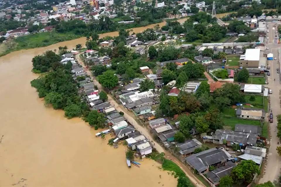 Após 17 dias subindo, nível do Rio Acre está abaixo da cota de transbordo