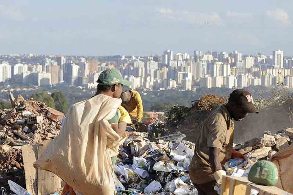 Conferência no Recife discute impactos do lixo nas mudanças climáticas