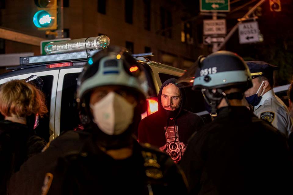 Polícia prende 11 em Portland e 50 em Nova York durante protestos