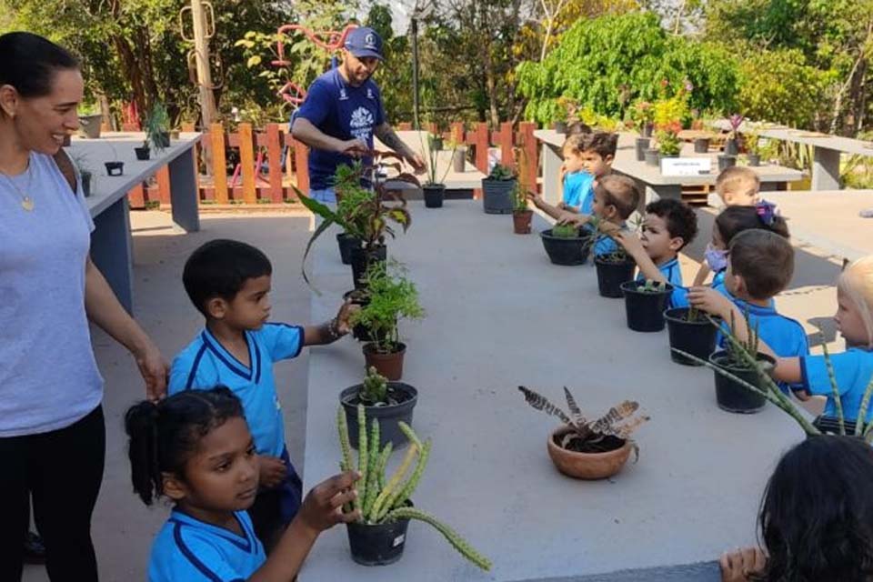 Alunos da Escola José Veríssimo participam de atividades sobre saberes ambientais no espaço Gaia Amiga