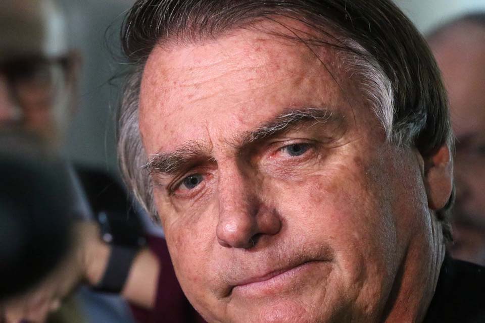 Tribunal Superior Eleitoral marca para próxima terça julgamento de ações contra Bolsonaro