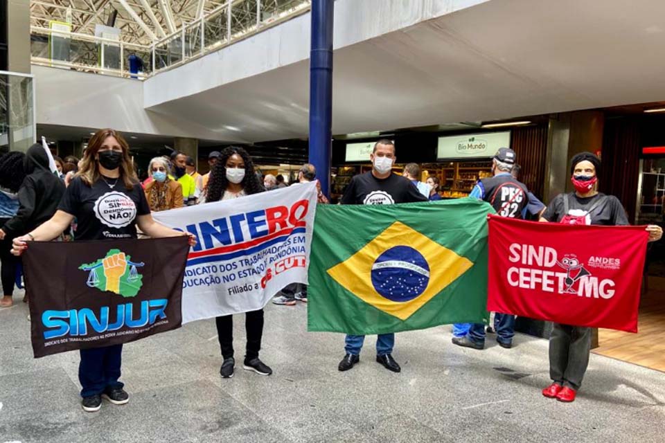 Presidente do SINJUR participa de manifestação em Brasília contra a PEC da Reforma Administrativa