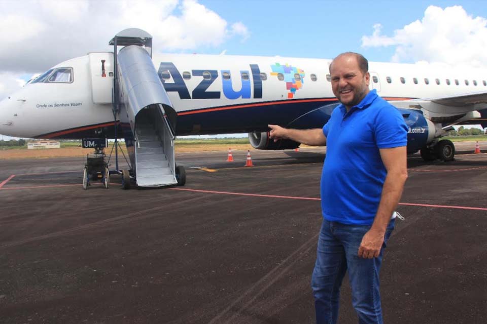 Retorno dos voos da Azul no aeroporto de Cacoal reforça a importância da Capital do Café para o desenvolvimento regional, diz Cirone Deiró