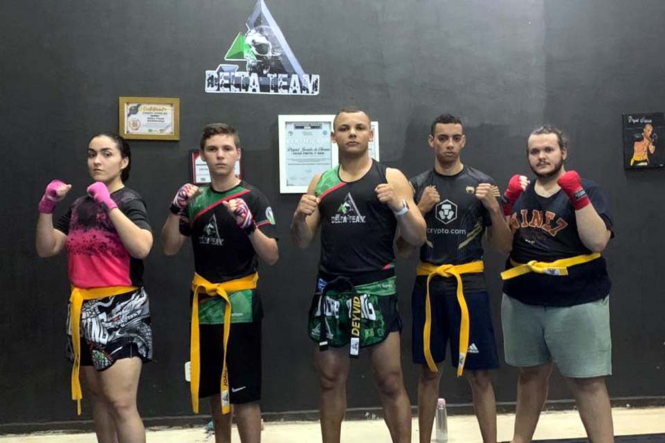 Atletas de Vilhena representam Rondônia no Campeonato Brasileiro de Kickboxing em Curitiba