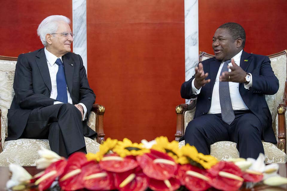 Presidente da Itália vai a Moçambique e promete ajuda contra fome