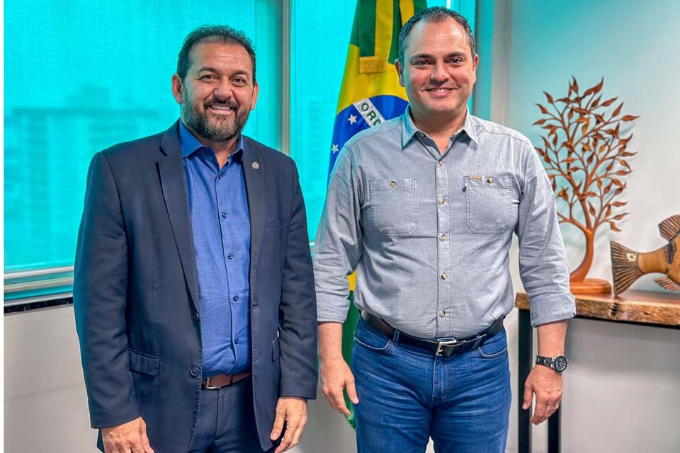 Em reunião com o vice-governador Sérgio Gonçalves, deputado Laerte Gomes discute sobre a industrialização do Estado