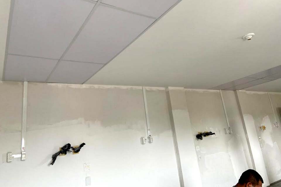 Segunda fase da reforma do Hospital infantil Cosme e Damião é iniciada com pintura interna