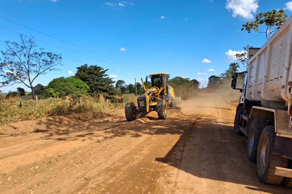 Prefeitura de Ji-Paraná trabalha na recuperação das estradas rurais