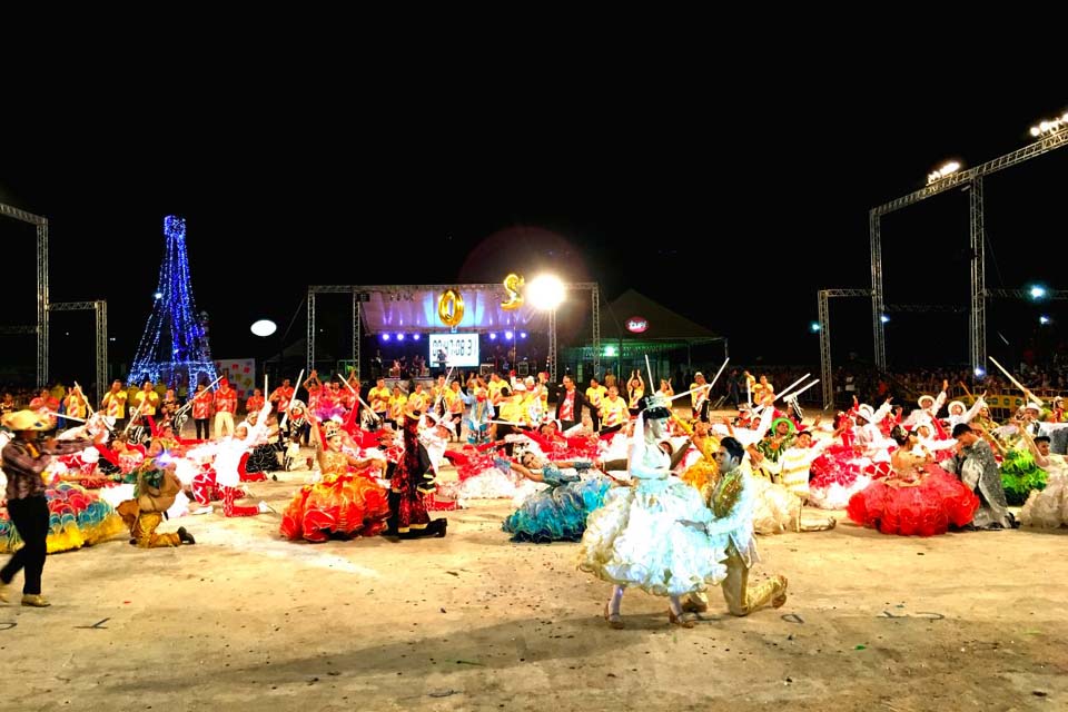 Lançado o Chamamento Público para o uso da praça de alimentação, estacionamento e parque de diversões na 38ª Edição do Arraial Flor do Maracujá