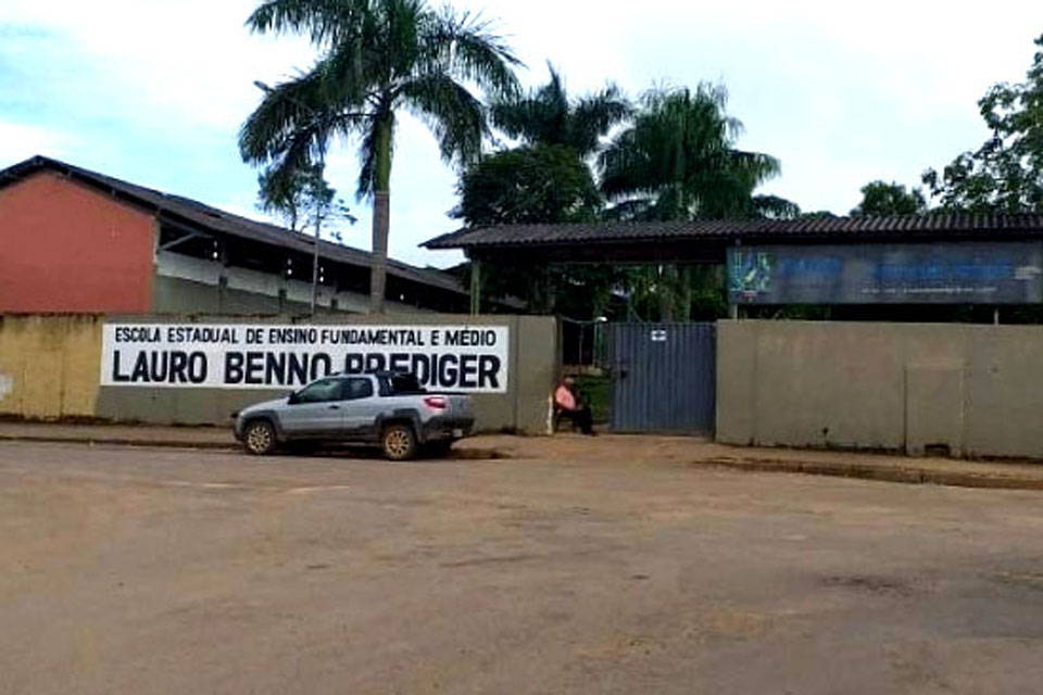 Escola Estadual de Ensino Fundamental e Médio Lauro Benno Prediger é militarizada