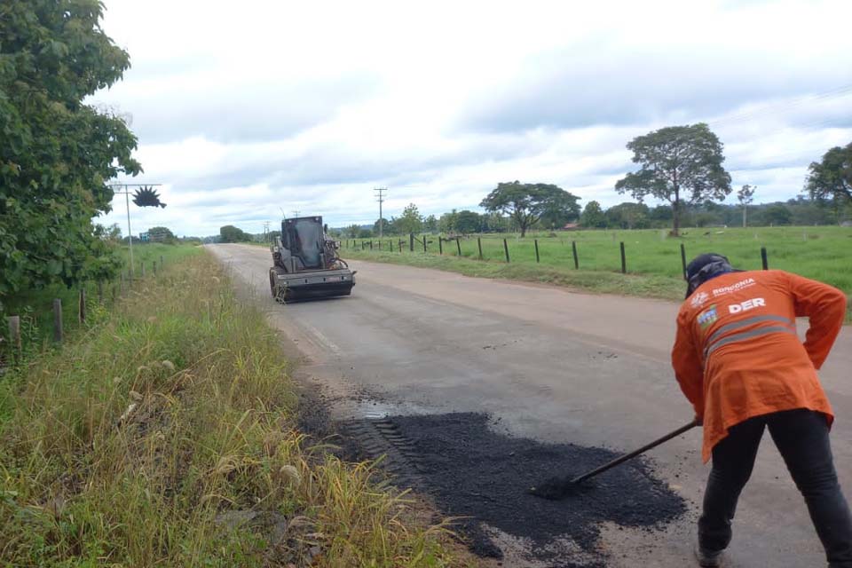 DER executou operação tapa-buracos na RO-010 e RO-481, entre Novo Horizonte do Oeste e São Miguel do Guaporé