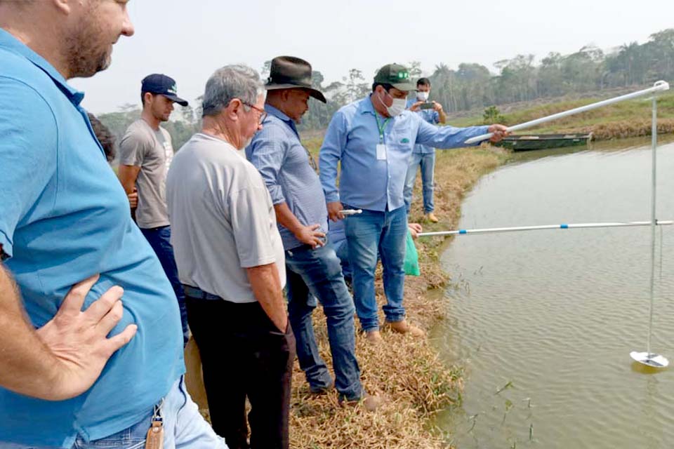 Técnicos da Emater e piscicultores recebem capacitação por meio do programa “Peixe Saudável” 