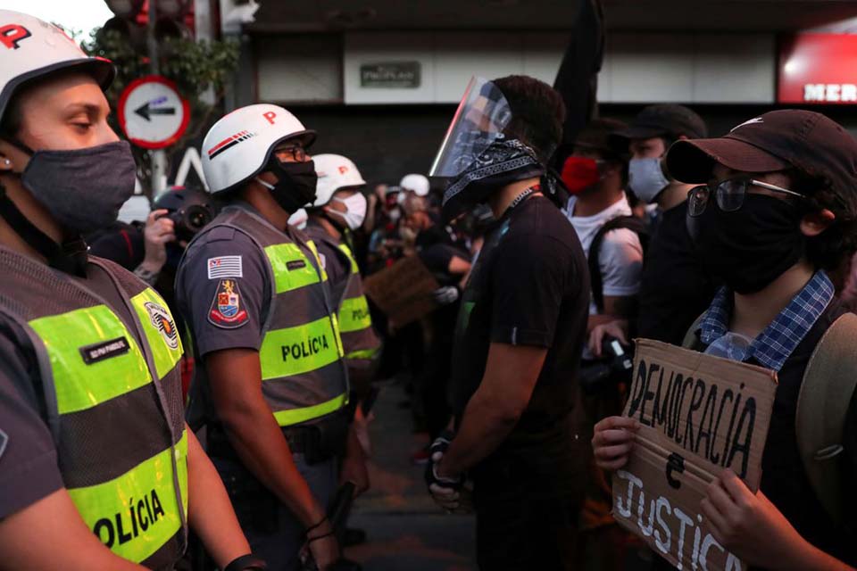 Polícia deteve 32 pessoas nas manifestações de ontem em São Paulo