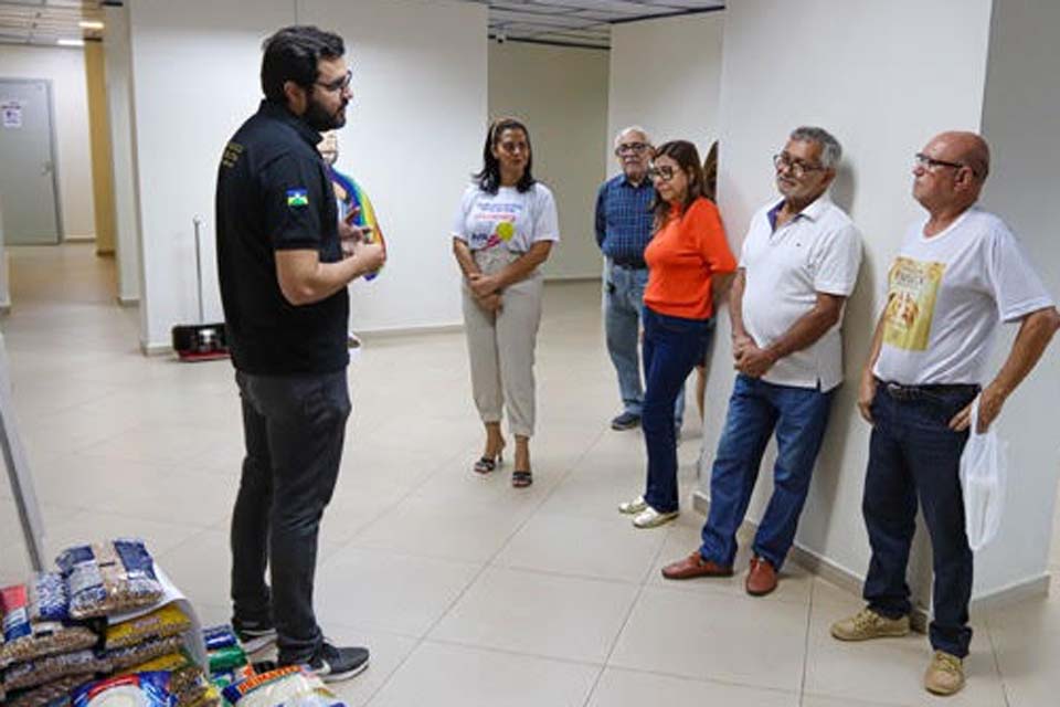 MPRO entrega alimentos arrecadados em evento de lançamento da nova marca