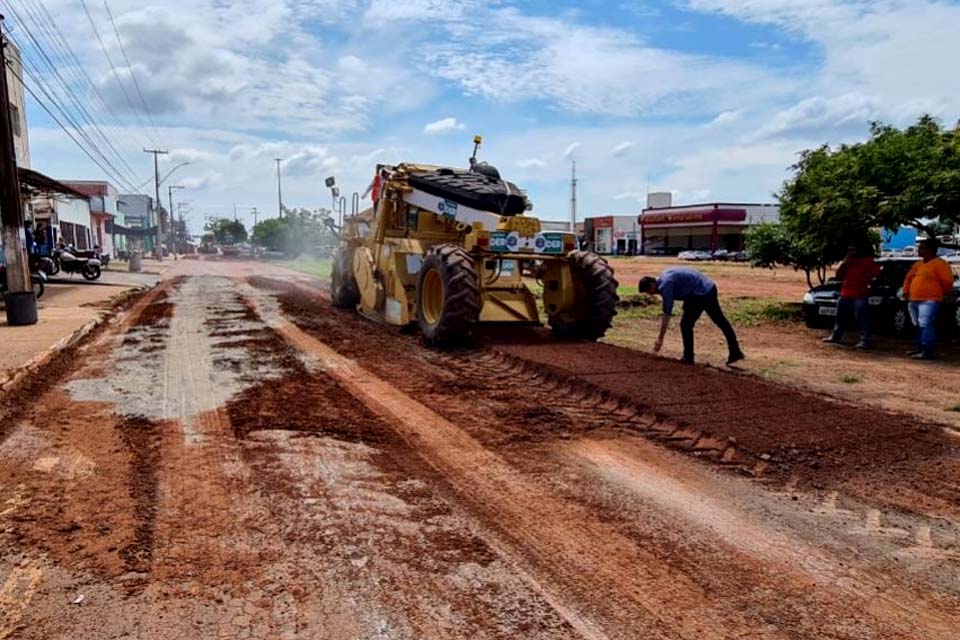 Serviços realizados pelo DER na Avenida 25 de Agosto são fiscalizados