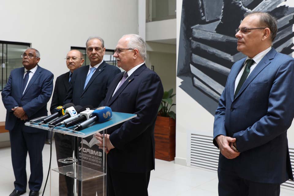 Em visita ao Poder Judiciário de Rondônia, Ministro Edson Fachin, do STF, enaltece Justiça de Rondônia