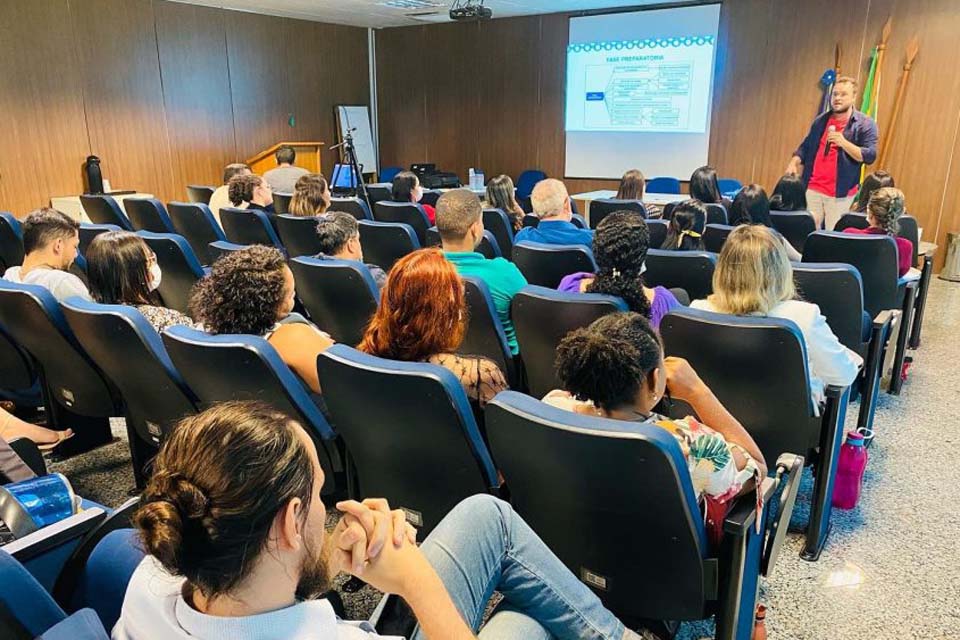 Sesau realiza capacitação para servidores sobre elaboração de termos de referências