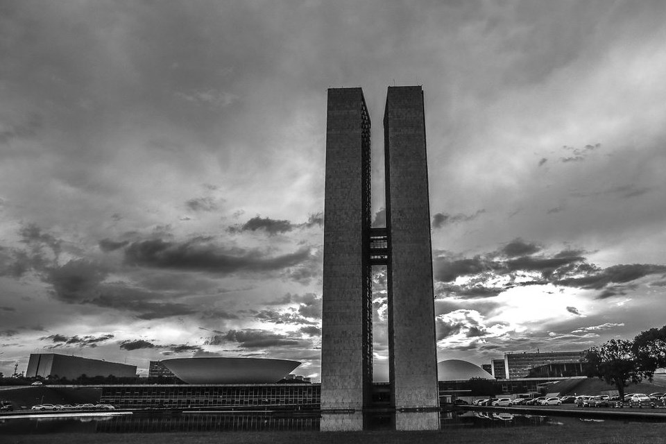 Câmara aprova MP que altera regras para assembleias de acionistas