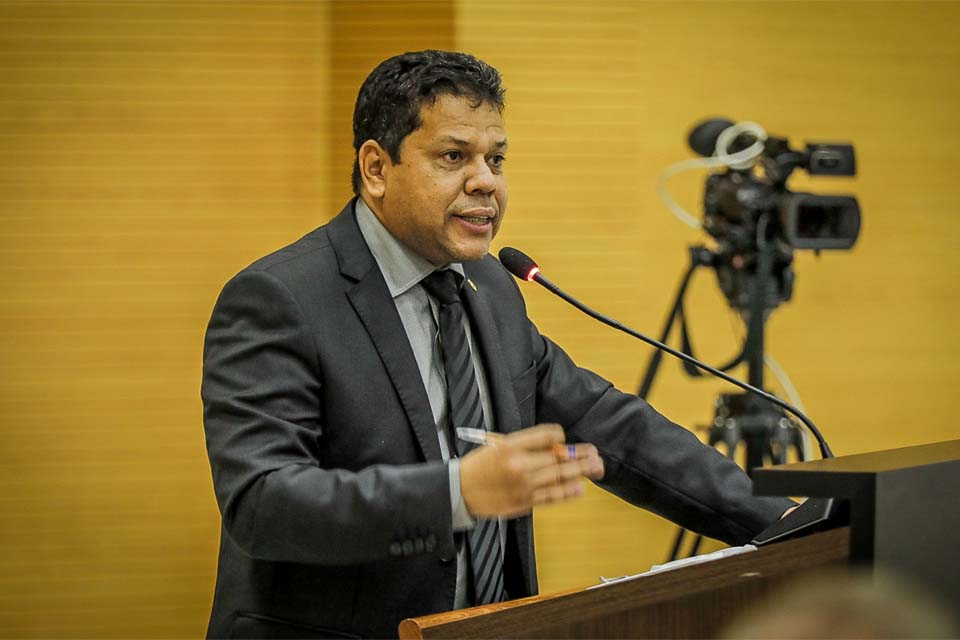 Jair Montes critica governo de Rondônia e pede mas atenção a procurador-geral e chefe da Casa Civil; colega acredita na seriedade de Marcos Rocha