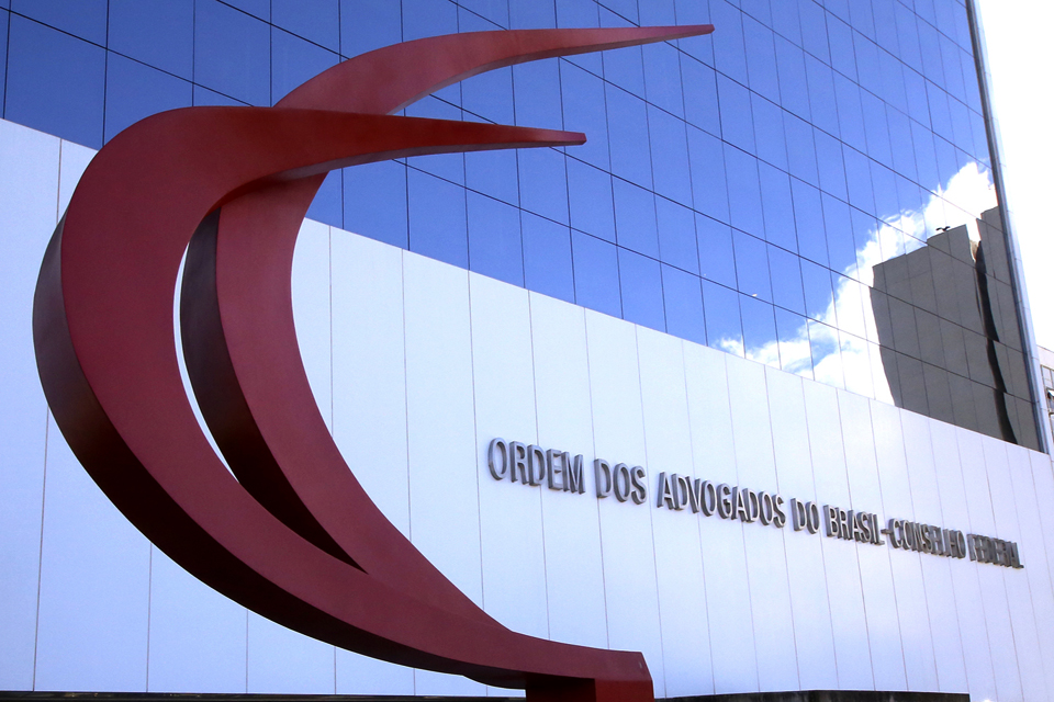 OAB aciona CNJ para retomada do atendimento presencial em 13 estados