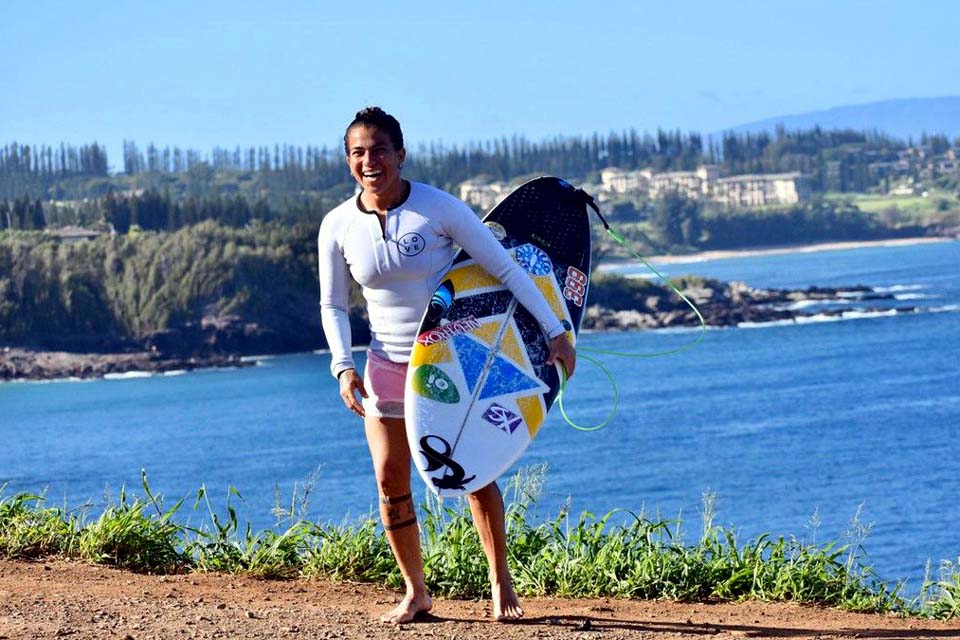 Referência do surfe mira campeãs mundiais e quer medalha em estreia