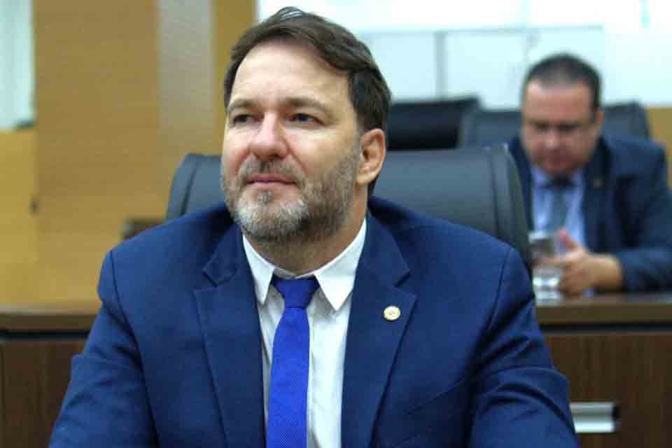 Deputado Alex Redano ressalta ação do Governo de Rondônia em não adotar o STPVAT