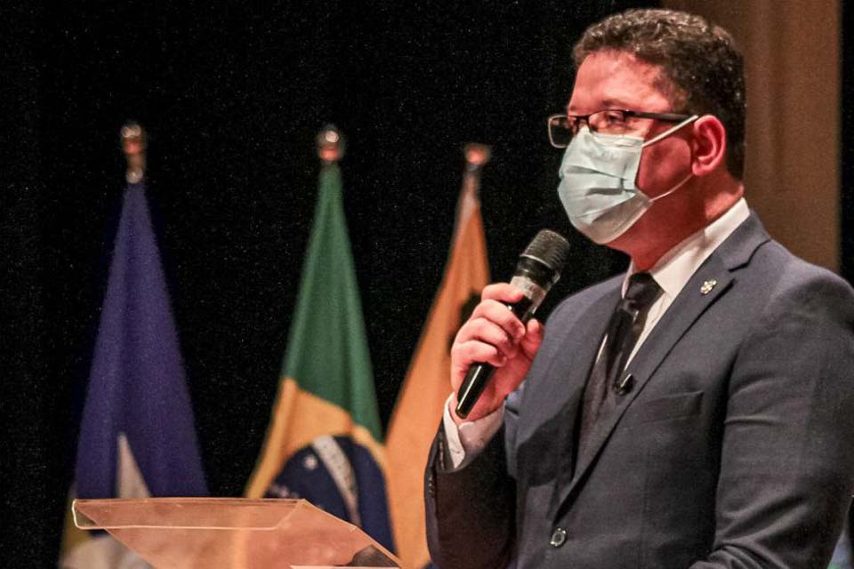 Governador Marcos Rocha destaca a importância PROERD para evitar contato de crianças com as drogas