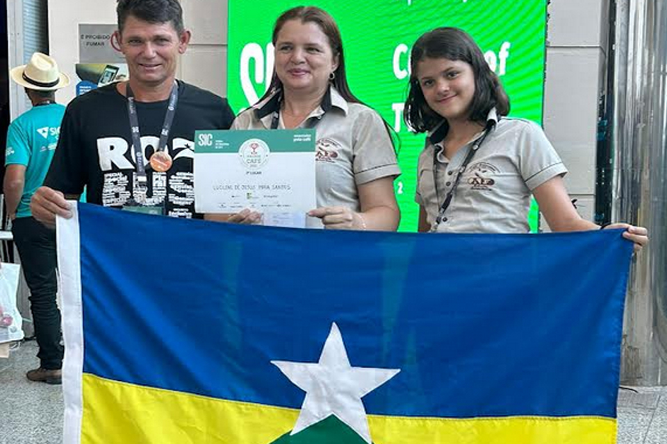 Cafeicultores cacoalenses atendidos pelo Sebrae RO são vice-campeões do Coffee Of The Year 2023 