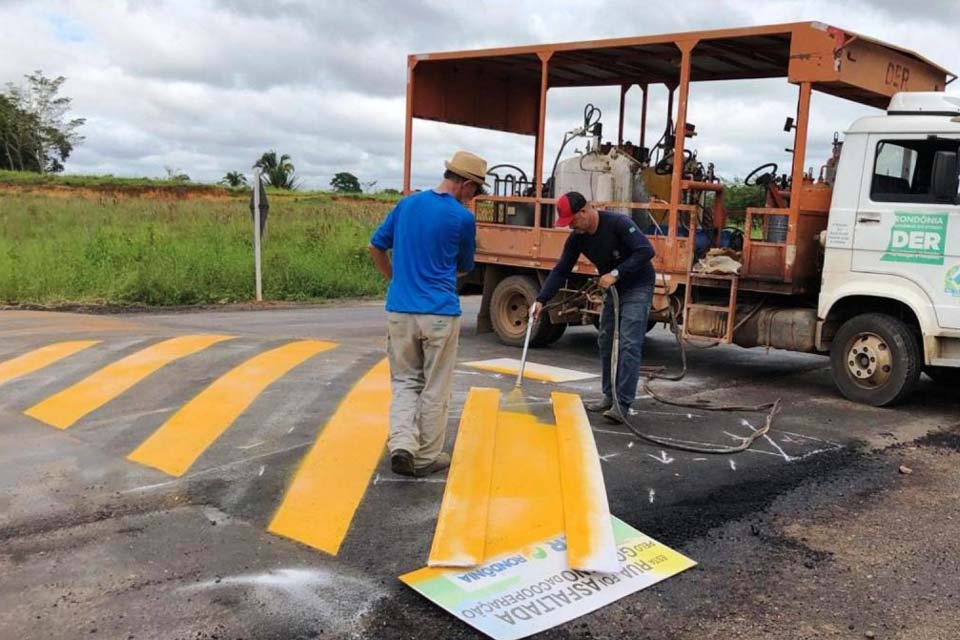 Departamento de Estradas instala quebra-molas e faz sinalização vertical no Anel Viário 