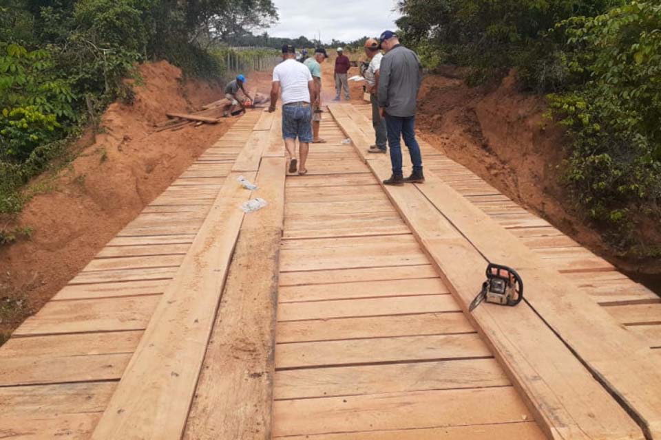 Porto Velho: Semagric conclui ponte na Linha da Penha