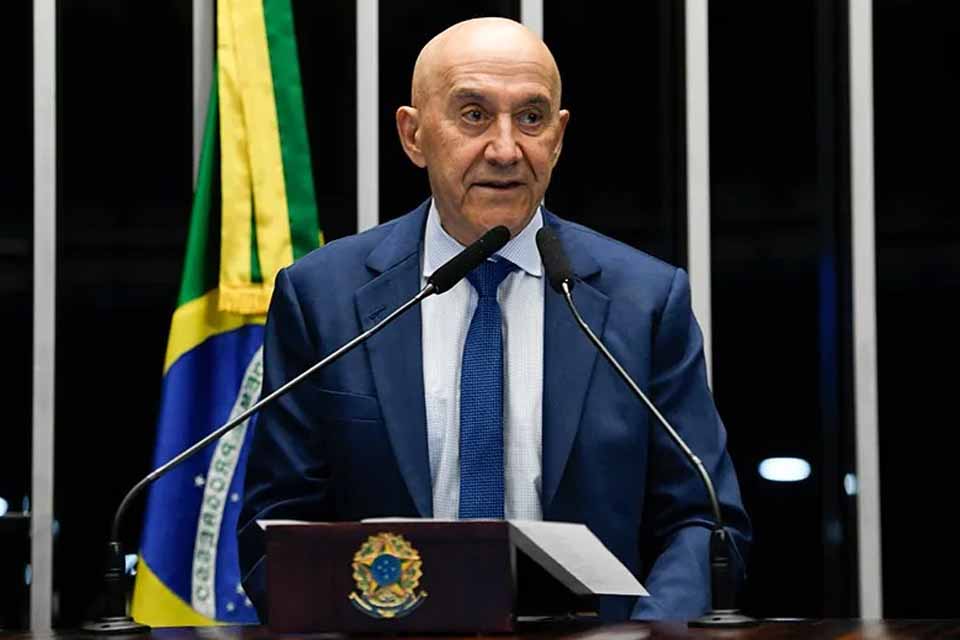 Enquete Avalia Possível Candidatura de Confúcio Moura ao Governo de Rondônia em 2026