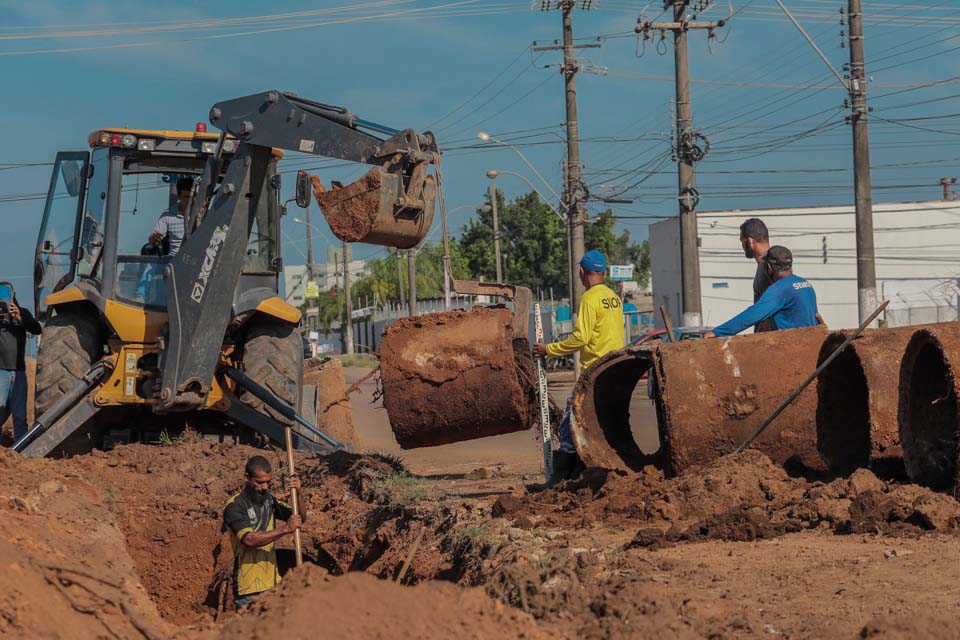 Porto Velho:Obras de manutenção são realizadas em vias da capital