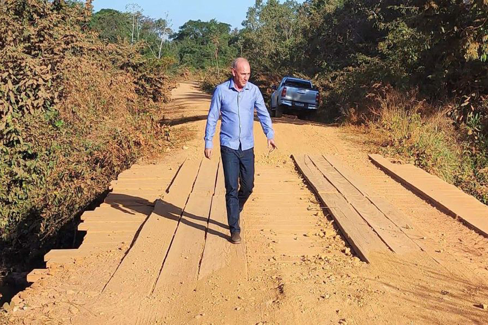 Ezequiel Neiva anuncia liberação de R$ 1,8 milhão para construção de ponte em Corumbiara