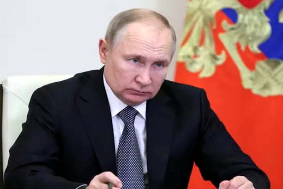 Putin diz que Moscou vai combater sanções com mudança nos fluxos de energia