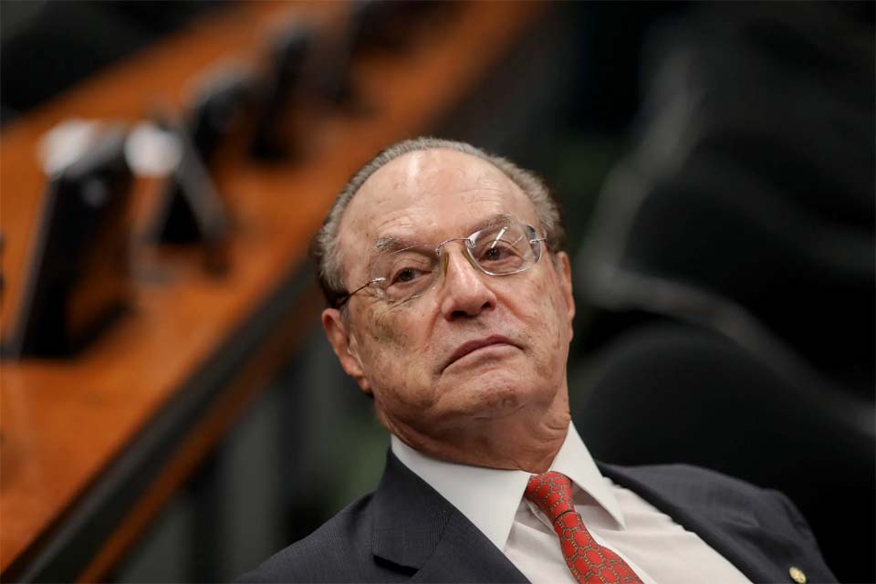 Justiça determina que Maluf pague multa de R$ 2,87 milhões por improbidade