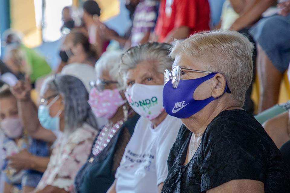 Pessoas com mais de 60 anos podem solicitar a carteira do idoso nas unidades do Cras em Porto Velho