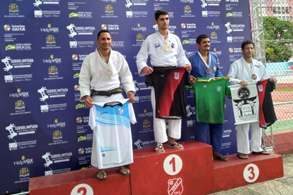 Judoca Rômulo Crispim é bi-campeão Nacional da Surdolimpíada em São Paulo