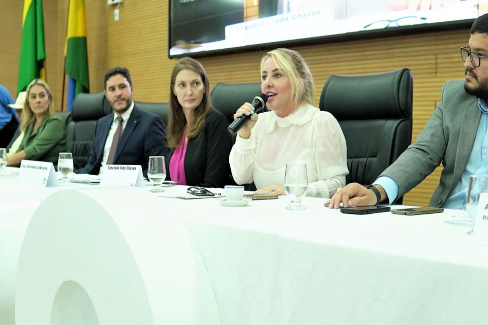 Deputada Ieda Chaves celebra anúncio de que edital à construção da ponte binacional está pronto