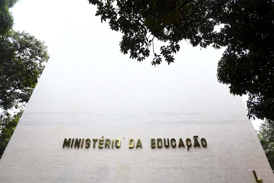 Ministro da Educação quer criar agência reguladora do ensino superior