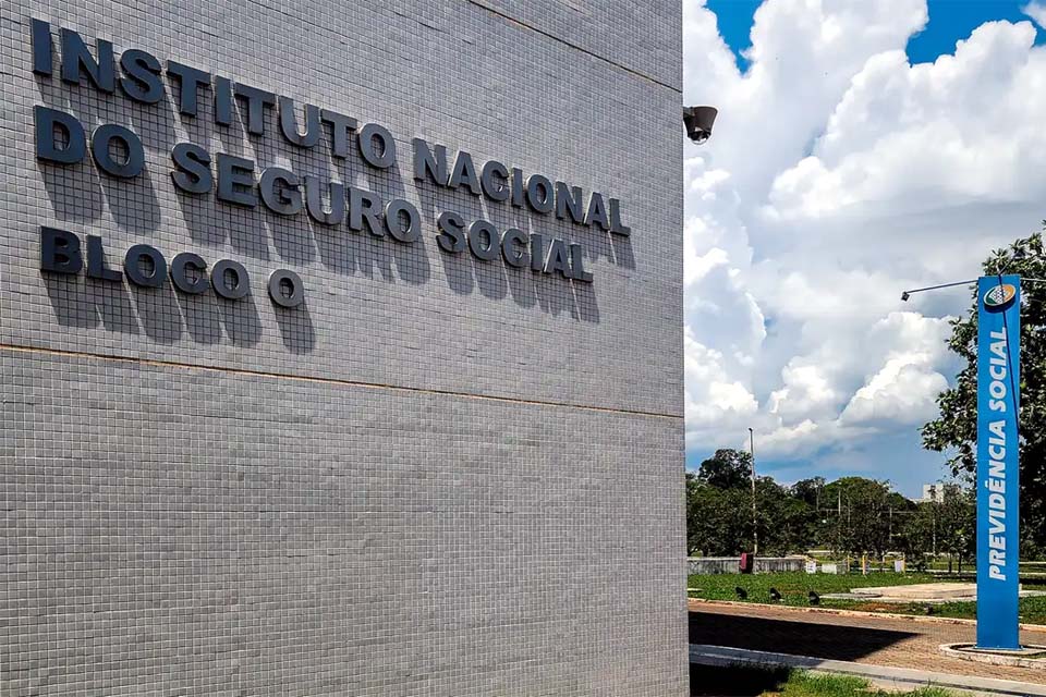  Instituto Nacional do Seguro Social cria central virtual em Libras com experiência piloto em Maceió